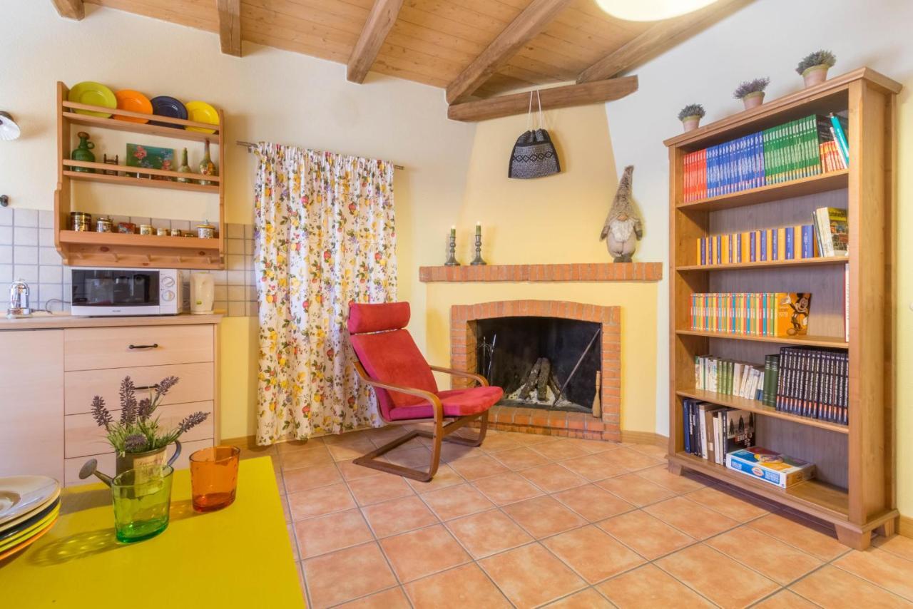 Su Pitiolu - Casa Vacanze Laconi Exterior photo